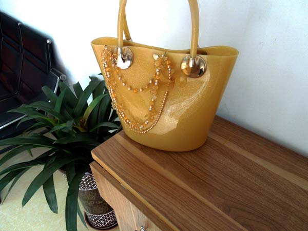 手提包,女士用矽膠包 手(shǒu)提包,女(nǚ)士用矽(guī)膠包