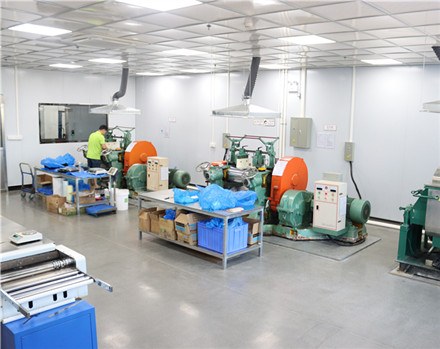 硫化煉膠車間 硫(liú)化煉膠車間